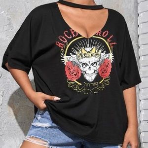 Cut Out Graphic Tee | Plus size Graphic Tee